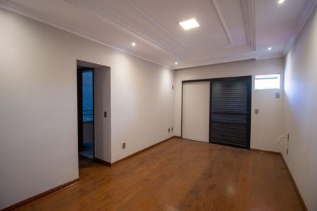Apartamento para alugar com 226m², 4 quartos e 3 vagas Apartamento para alugar com 226m², 4 quartos e 3 vagasSuite 3