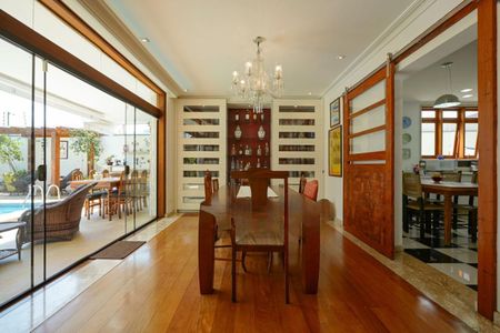 Casa à venda com 4 quartos, 446m² em Jardim Cordeiro, São Paulo