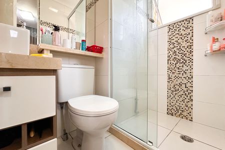 Apartamento à venda com 59m², 2 quartos e 1 vaga Apartamento à venda com 59m², 2 quartos e 1 vagaBanheiro da Suíte