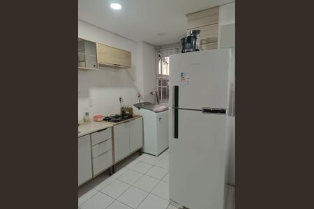 Cozinha de apartamento para alugar com 2 quartos, 42m² em Fátima, Canoas