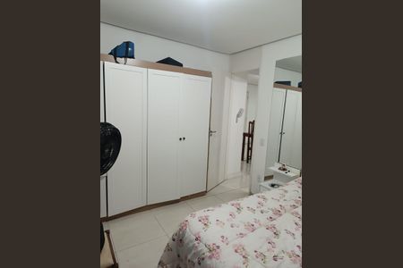 Quarto 1 de apartamento para alugar com 2 quartos, 42m² em Fátima, Canoas