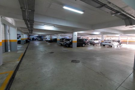 Apartamento para alugar com 76m², 2 quartos e 2 vagas Apartamento para alugar com 76m², 2 quartos e 2 vagasESTACIONAMENTO