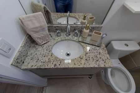 Apartamento para alugar com 76m², 2 quartos e 2 vagas Apartamento para alugar com 76m², 2 quartos e 2 vagasBANHEIRO DA SUITE