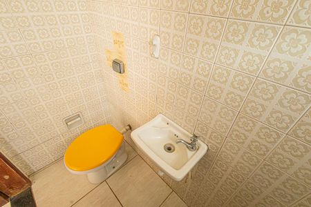 Casa para alugar com 230m², 4 quartos e 4 vagas Casa para alugar com 230m², 4 quartos e 4 vagasbanheiro / DCE