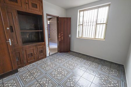 Casa para alugar com 230m², 4 quartos e 4 vagas Casa para alugar com 230m², 4 quartos e 4 vagasquarto 2