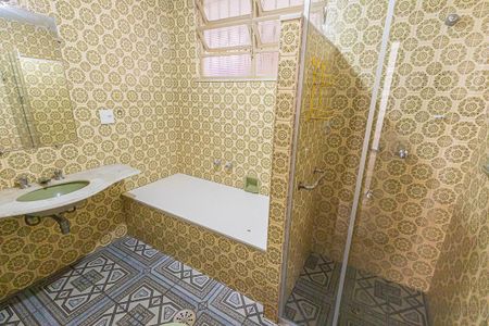 Casa para alugar com 230m², 4 quartos e 4 vagas Casa para alugar com 230m², 4 quartos e 4 vagasbanheiro
