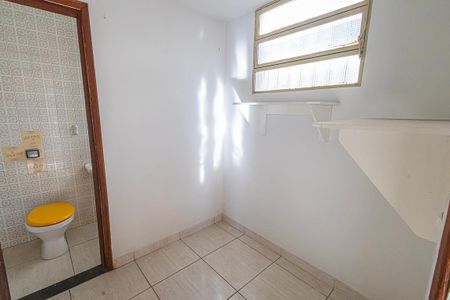 Casa para alugar com 230m², 4 quartos e 4 vagas Casa para alugar com 230m², 4 quartos e 4 vagasDCE 2
