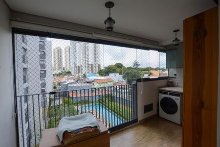 Apartamento à venda com 60m², 2 quartos e 1 vaga Apartamento à venda com 60m², 2 quartos e 1 vagaVARANDA