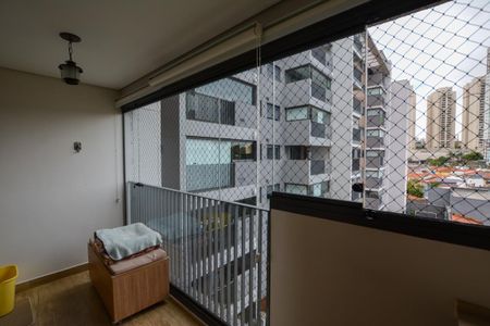 Apartamento à venda com 60m², 2 quartos e 1 vaga Apartamento à venda com 60m², 2 quartos e 1 vagaVARANDA