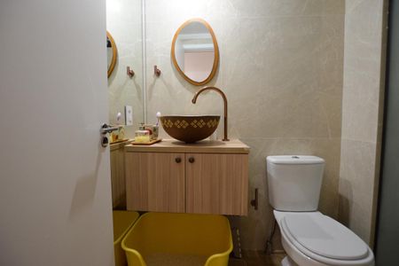 Apartamento à venda com 60m², 2 quartos e 1 vaga Apartamento à venda com 60m², 2 quartos e 1 vagaBANHEIRO