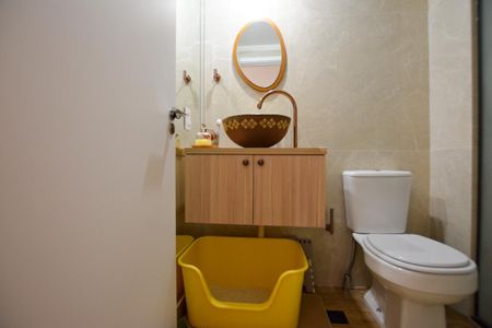 Apartamento à venda com 60m², 2 quartos e 1 vaga Apartamento à venda com 60m², 2 quartos e 1 vagaBANHEIRO