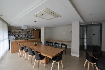 Apartamento à venda com 60m², 2 quartos e 1 vaga Apartamento à venda com 60m², 2 quartos e 1 vagaSALÃO GOURMET