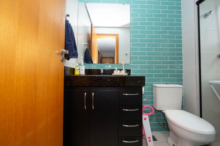 Apartamento à venda com 164m², 4 quartos e 3 vagasBANHEIRO2