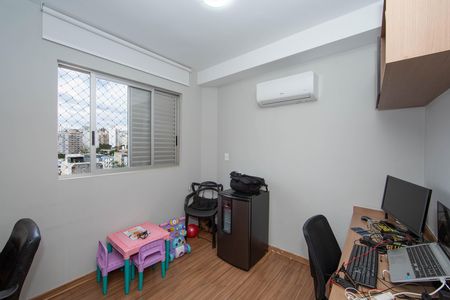 Apartamento à venda com 164m², 4 quartos e 3 vagasQUARTO4
