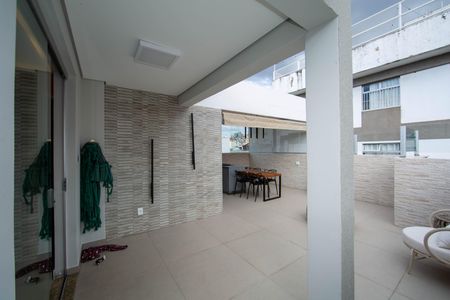 Apartamento à venda com 164m², 4 quartos e 3 vagasCOBERTURA