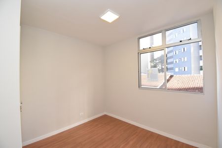 Apartamento à venda com 87m², 3 quartos e 1 vagaQuarto 1