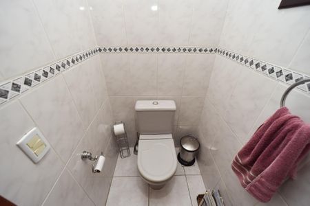 Casa à venda com 259m², 4 quartos e 3 vagasLavabo