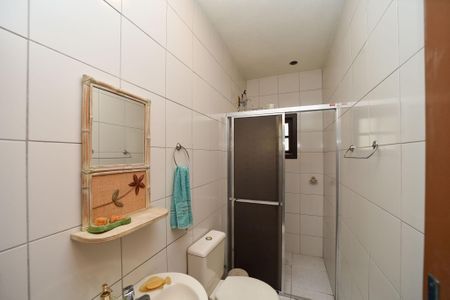 Casa à venda com 259m², 4 quartos e 3 vagasBanheiro 2