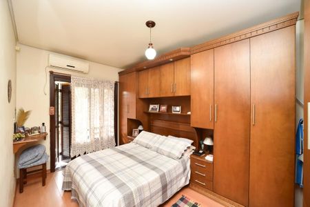 Casa à venda com 259m², 4 quartos e 3 vagasSuíte