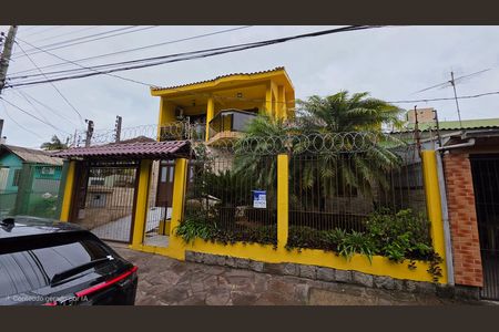 Casa à venda com 259m², 4 quartos e 3 vagasFachada