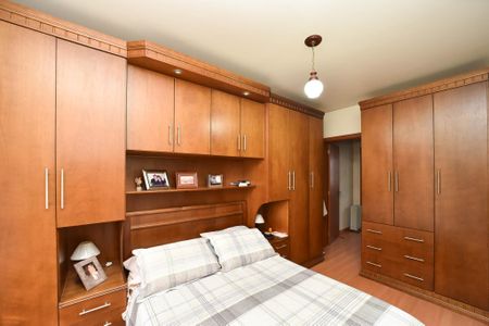 Casa à venda com 259m², 4 quartos e 3 vagasSuíte