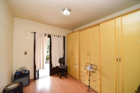 Casa à venda com 259m², 4 quartos e 3 vagasQuarto 1