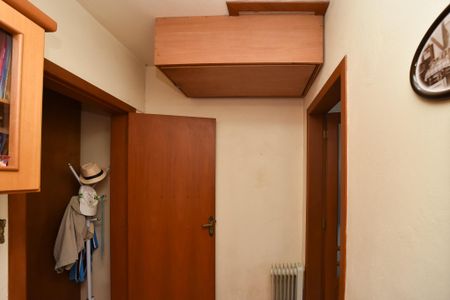 Casa à venda com 259m², 4 quartos e 3 vagasCloset da suíte/Entrada Sótão