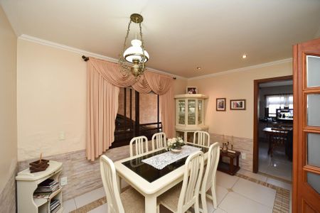 Casa à venda com 259m², 4 quartos e 3 vagasSala de Jantar