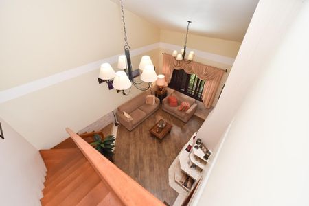 Vista da Escada de casa à venda com 4 quartos, 259m² em Jardim Itu, Porto Alegre