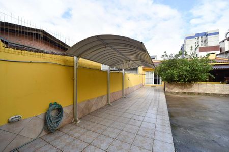 Casa à venda com 259m², 4 quartos e 3 vagasGaragem