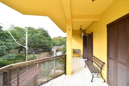 Casa à venda com 259m², 4 quartos e 3 vagasSacada do Quarto 1