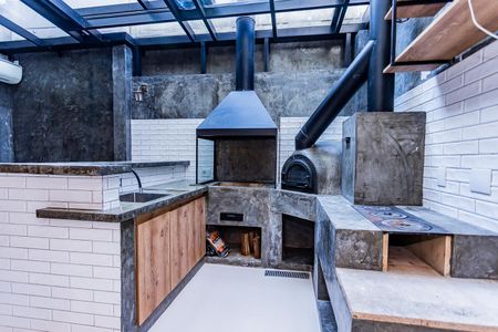 Casa de condomínio à venda com 230m², 3 quartos e 4 vagas Casa de condomínio à venda com 230m², 3 quartos e 4 vagasCozinha gourmet