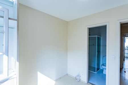 Casa de condomínio à venda com 230m², 3 quartos e 4 vagas Casa de condomínio à venda com 230m², 3 quartos e 4 vagasSuite 3