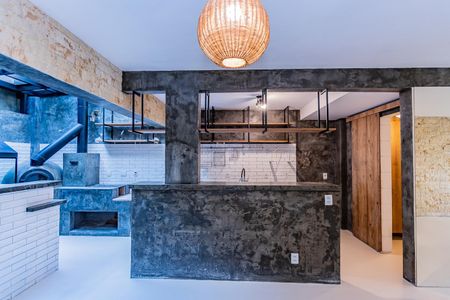 Casa de condomínio à venda com 230m², 3 quartos e 4 vagas Casa de condomínio à venda com 230m², 3 quartos e 4 vagasCozinha gourmet