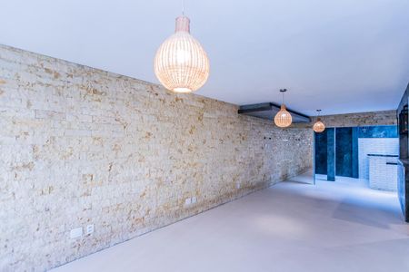 Casa de condomínio à venda com 230m², 3 quartos e 4 vagas Casa de condomínio à venda com 230m², 3 quartos e 4 vagasSala