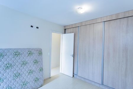 Casa de condomínio à venda com 230m², 3 quartos e 4 vagas Casa de condomínio à venda com 230m², 3 quartos e 4 vagasSuite 2