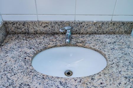 Casa de condomínio à venda com 230m², 3 quartos e 4 vagas Casa de condomínio à venda com 230m², 3 quartos e 4 vagasBanheiro da Suíte 3
