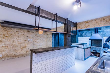 Casa de condomínio à venda com 230m², 3 quartos e 4 vagas Casa de condomínio à venda com 230m², 3 quartos e 4 vagasCozinha gourmet