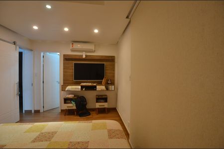 Casa à venda com 167m², 3 quartos e 2 vagasQuarto 1 Suíte
