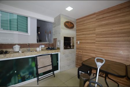 Casa à venda com 167m², 3 quartos e 2 vagasChurrasqueira