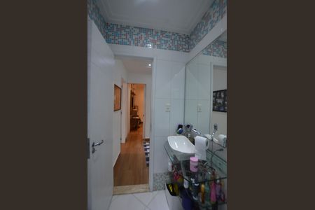 Casa à venda com 167m², 3 quartos e 2 vagasBanheiro Social