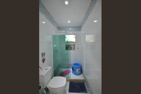 Casa à venda com 167m², 3 quartos e 2 vagasBanheiro Social
