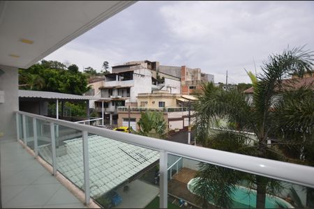 Casa à venda com 167m², 3 quartos e 2 vagasVaranda do Quarto 2