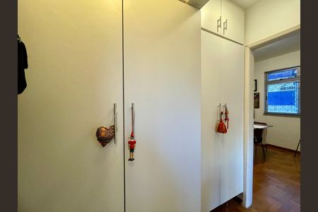 Apartamento à venda com 76m², 2 quartos e 1 vaga
