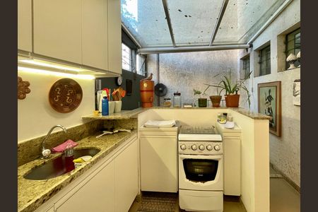 Apartamento à venda com 76m², 2 quartos e 1 vaga