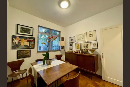 Apartamento à venda com 76m², 2 quartos e 1 vaga