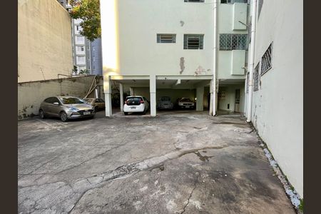 Apartamento à venda com 76m², 2 quartos e 1 vaga