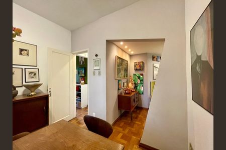 Apartamento à venda com 76m², 2 quartos e 1 vaga