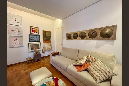 Apartamento à venda com 76m², 2 quartos e 1 vaga