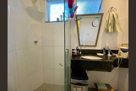 Apartamento à venda com 76m², 2 quartos e 1 vaga